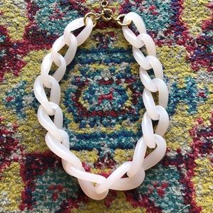 Beautiful J.Crew Chunky Lucite Link Necklace